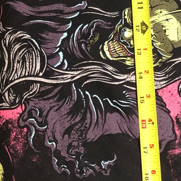 Evil T-shirt. (Inventory tub #1). - Picture 6 of 7